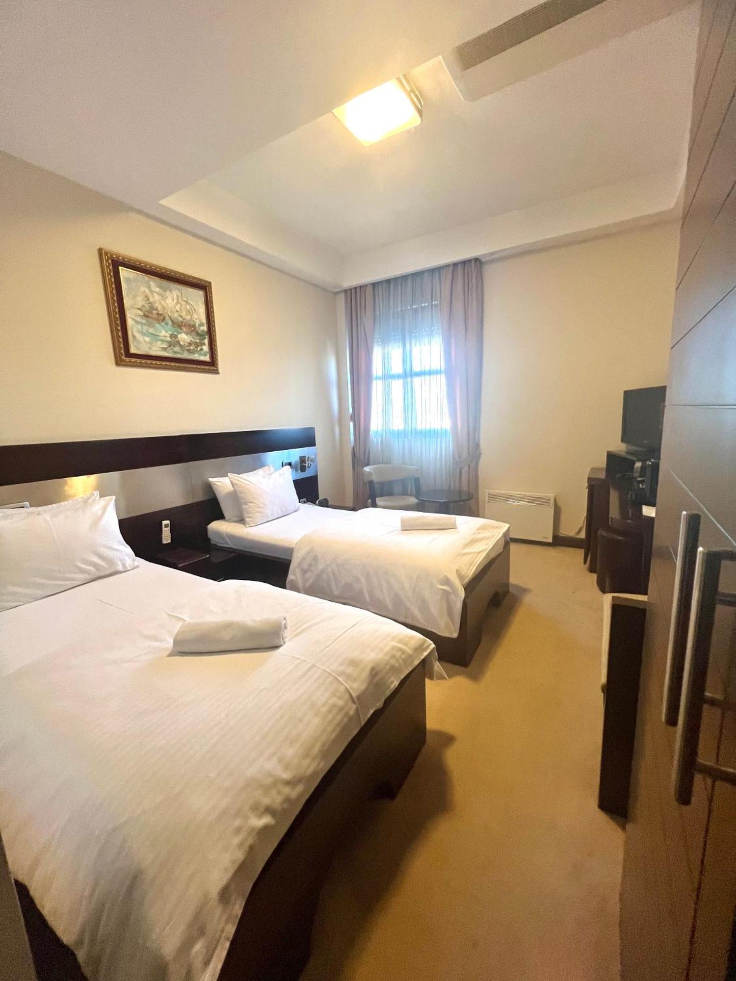 Hotel Aria Mitrovici  Εξωτερικό φωτογραφία