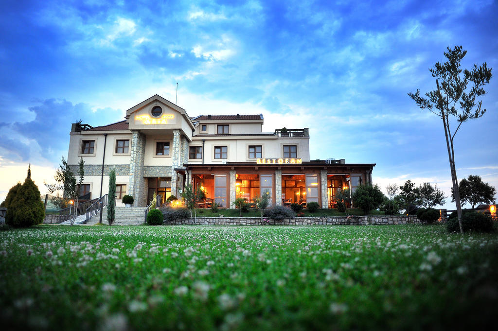 Hotel Aria Mitrovici  Εξωτερικό φωτογραφία